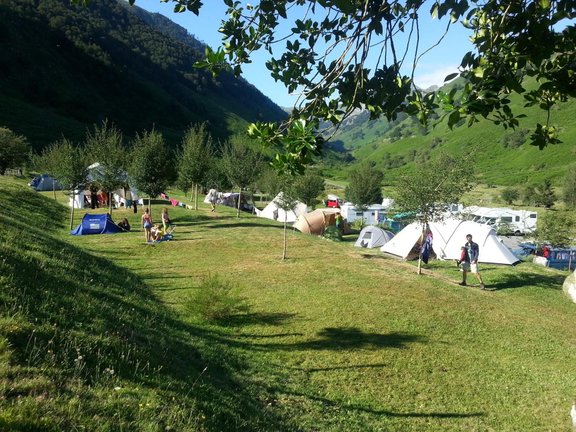 Gite De Montagne Du Plateau De Lhers- Accueil Randonneurs Accous Exterior foto